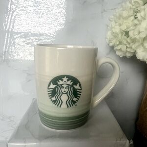 Like new Starbucks 2021 Green Ombré 10 Oz Mermaid Coffee Mug